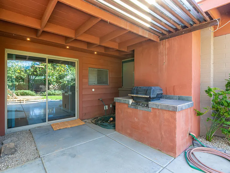 5018 N 71st Pl — Photo 20