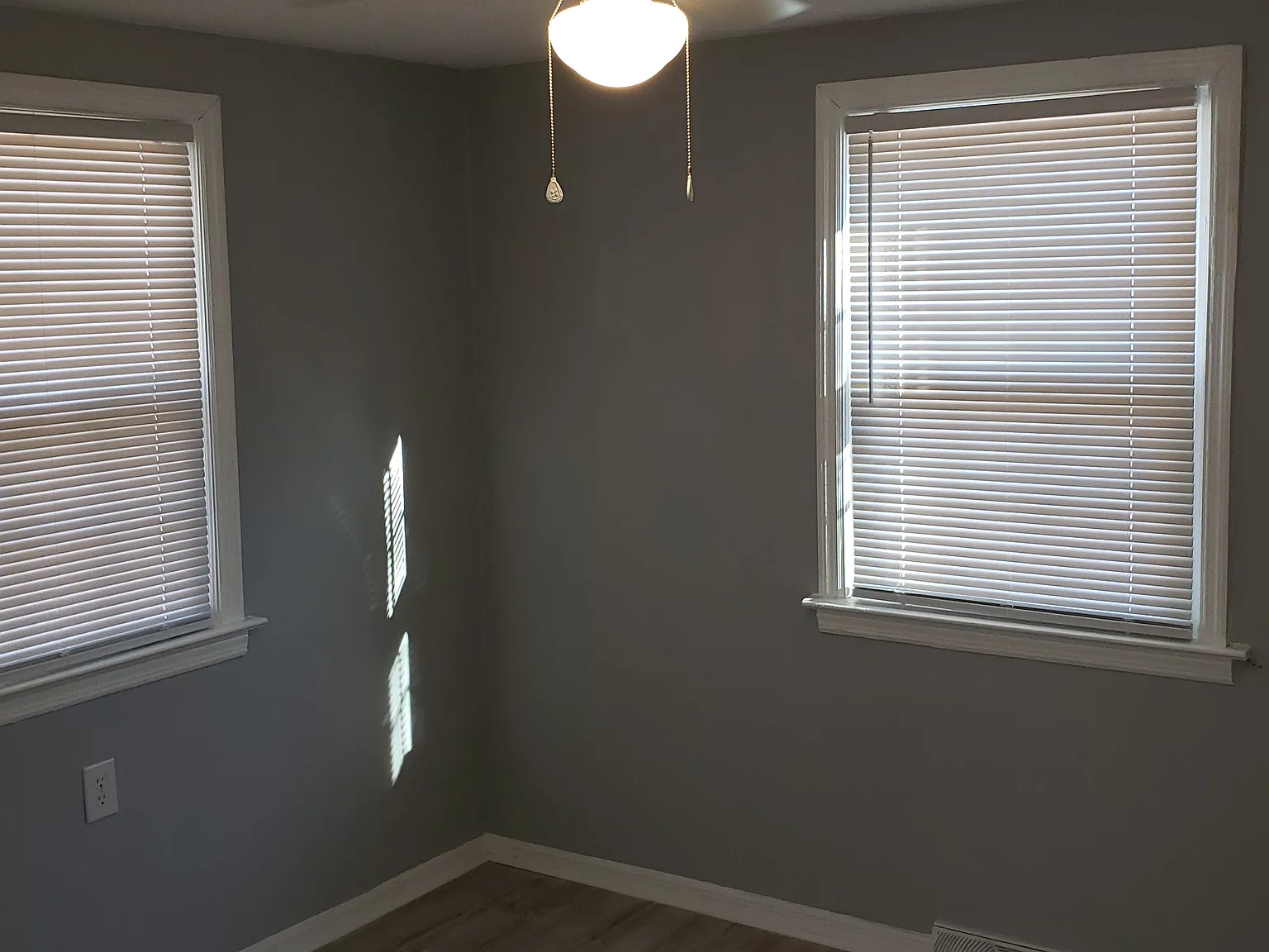 2 bed, 800 sqft, $1,195 — Photo 3