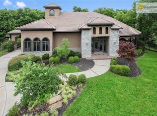 16854 Highland Rdg, Belton, MO 64012