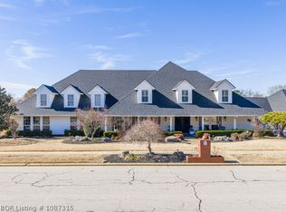 10500 Jenny Lind Rd, Fort Smith, AR 72908