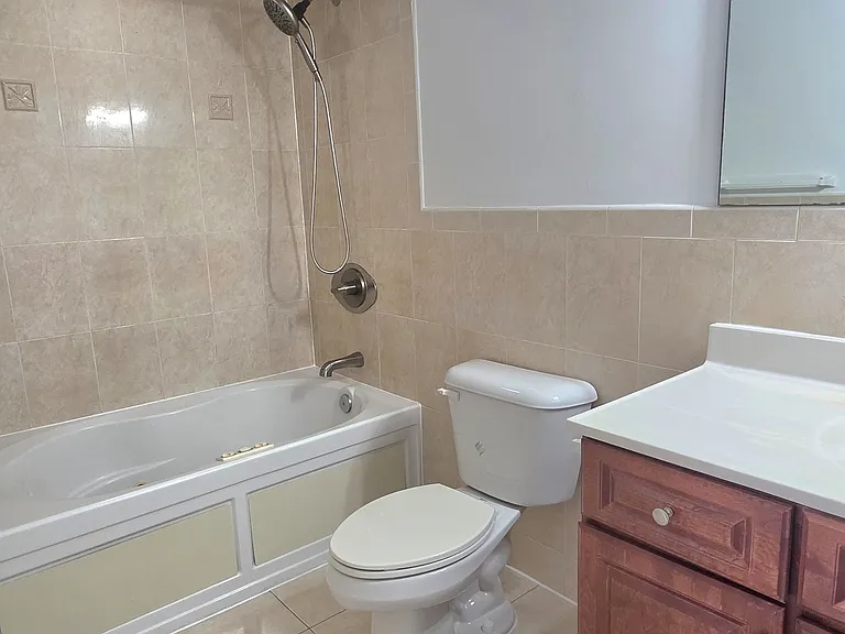 272 Highland Ave #A — Photo 16