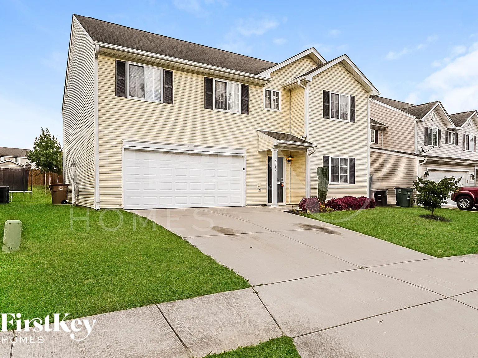 4 bed, 2.5 bath, 2442 sqft, $2,075 — Photo 2