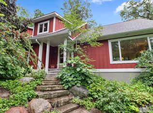 1116 Woodland Trl, Northfield, MN 55057