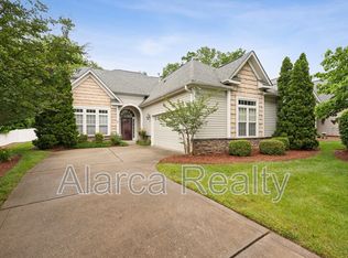 131 Ivy Creek Ln, Mooresville, NC 28115