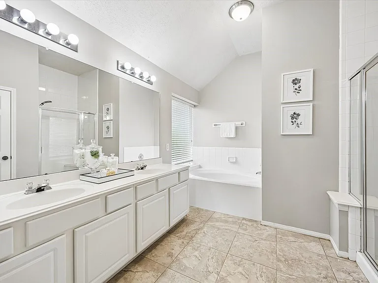 4135 N Nolan Pl — Photo 20