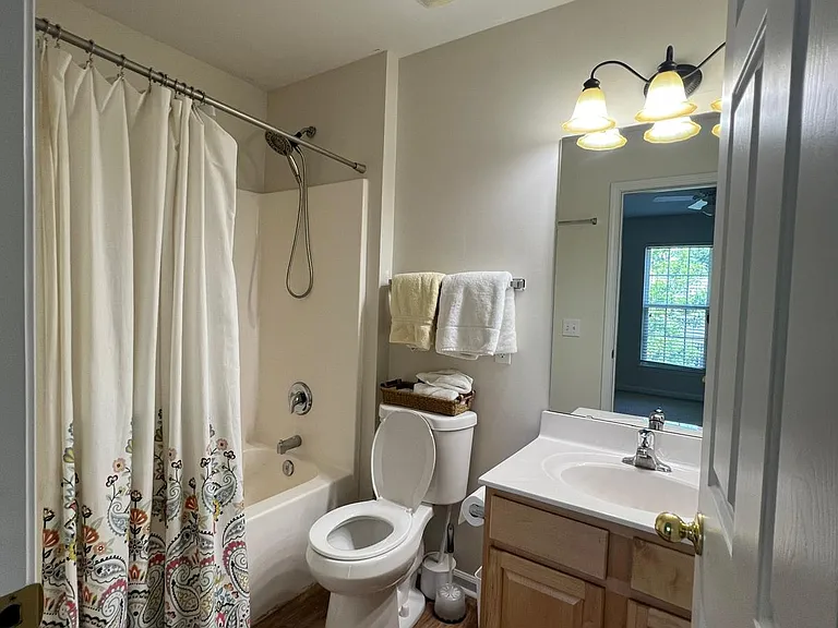 12815 Bullock Greenway Blvd — Photo 15