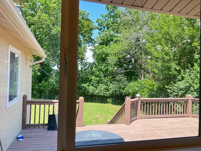 2554 Wesford Dr — Photo 25