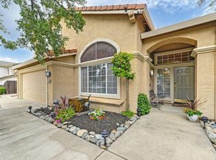 109 Singer Ln, Folsom, CA 95630
