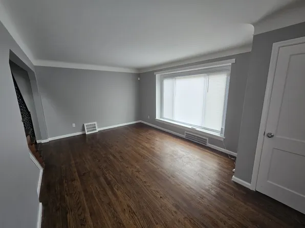 19605 Ryan Rd, Detroit, MI 48234