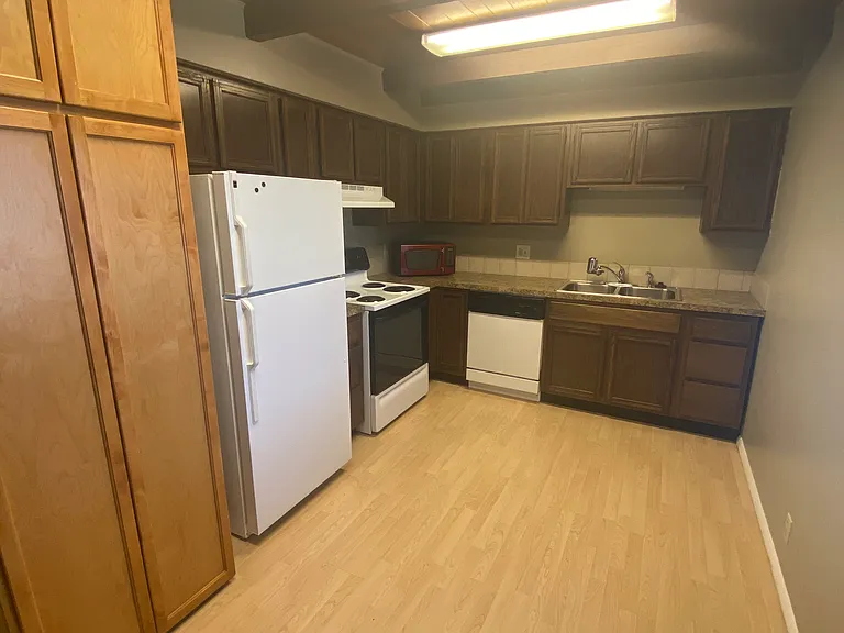1005 N 9th St #1 — Photo 9