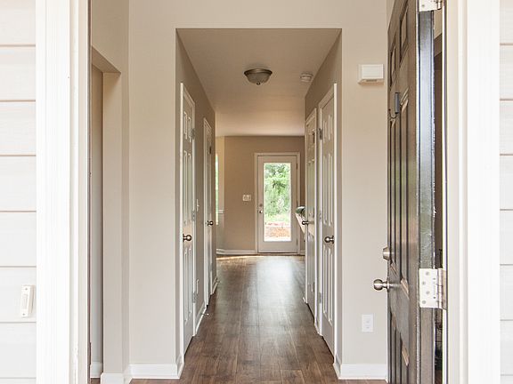 2nd image of 105 Brent Ct