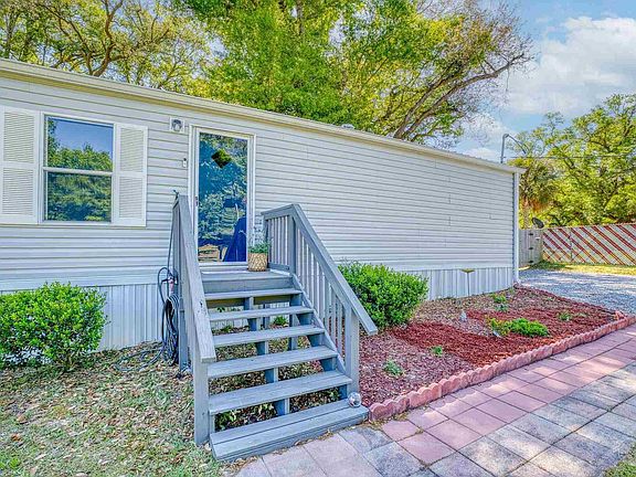3rd image of 6328 Ferguson Dr