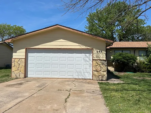 248 W Overlook Dr, Derby, KS 67037