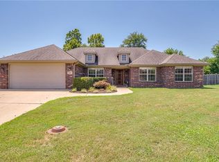 271 Coopers Way, Centerton, AR 72719