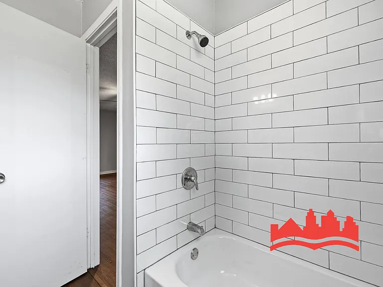 7243 Newling Ln — Photo 25