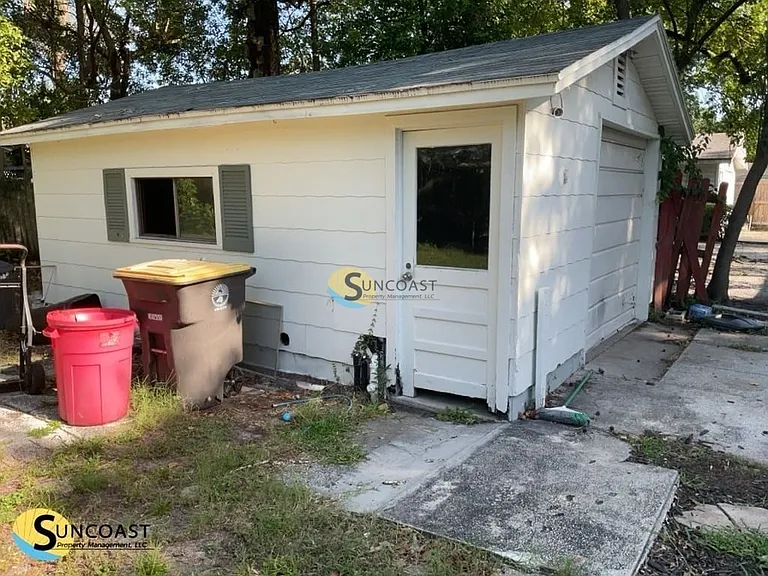 1444 Stimson St — Photo 11