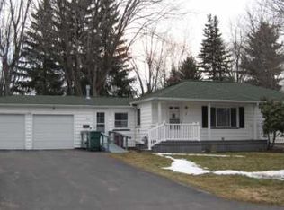 7 Hartom Rd, Rochester, NY 14624