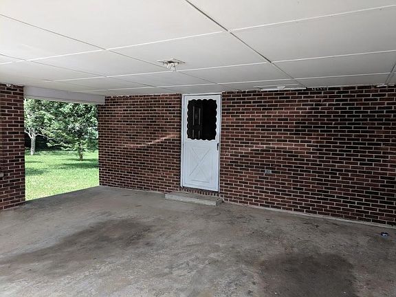 4th image of 78 Justice St