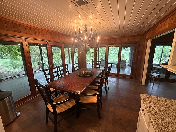 Indoor dining space