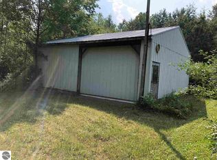 Leona Dr, Mount Pleasant, MI 48858