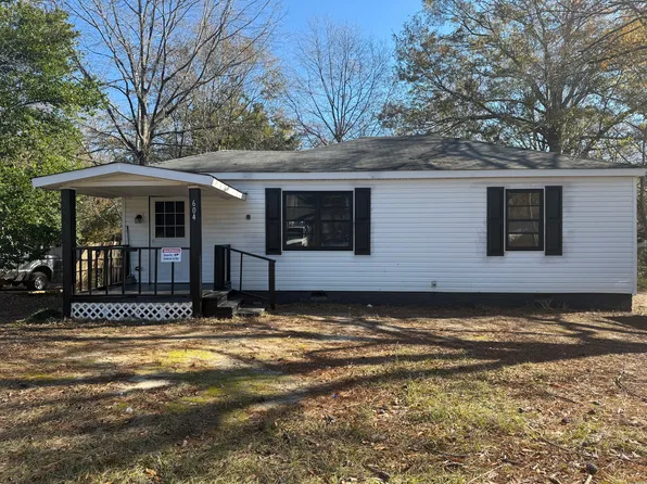 604 Camellia Cir, Warner Robins, GA 31093