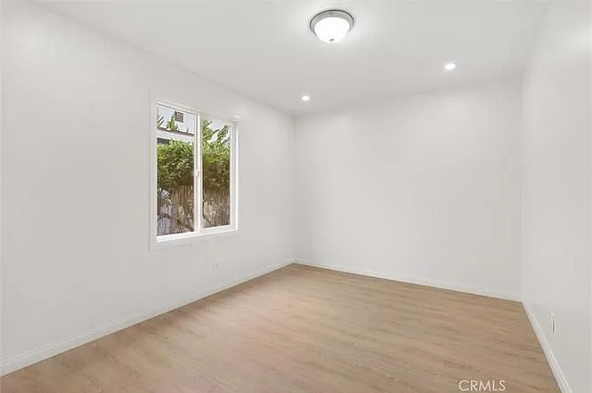 22025 Garston Ave — Photo 13