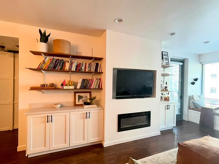 1150 J St #0 — Photo 7