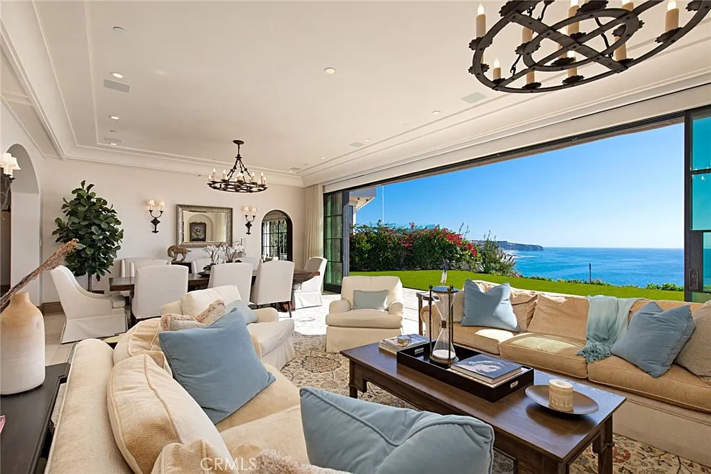 5 bed, 5.5 bath, 6400 sqft, $150,000 — Photo 4