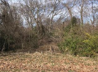 104 W Chestnut St, Pasadena, MD 21122