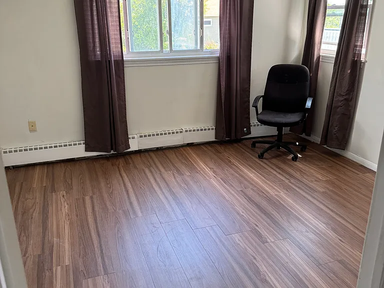 17 Shore Dr — Photo 5