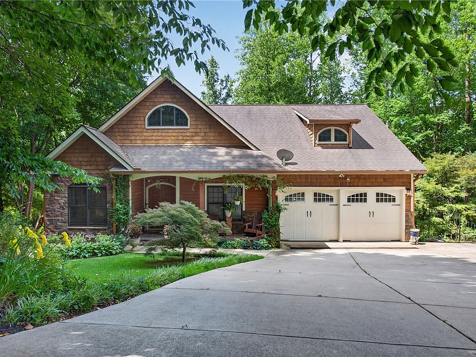 1st image of 14029 Azalea Dr