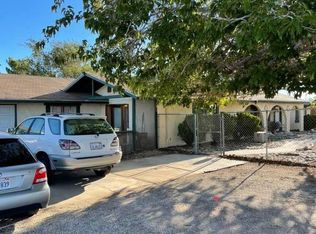 10722 Phelan Rd, Oak Hills, CA 92344