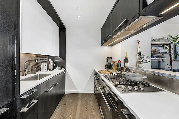 Rented by Corcoran | media 27