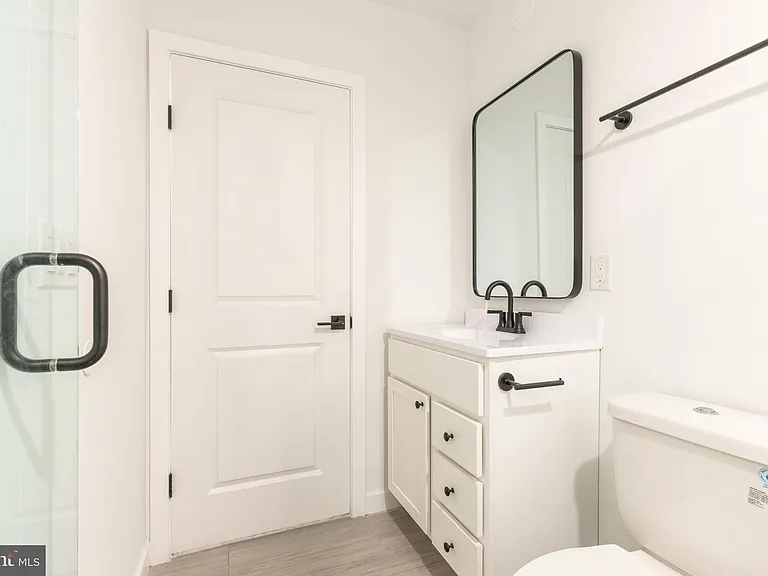 2120 W Master St #2 — Photo 22