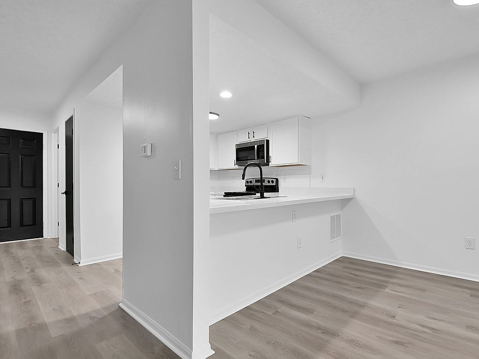 1st image of 6680 Oak Bend Commons Way #6638