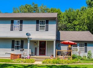 33655 Bayview Dr, Chesterfield, MI 48047