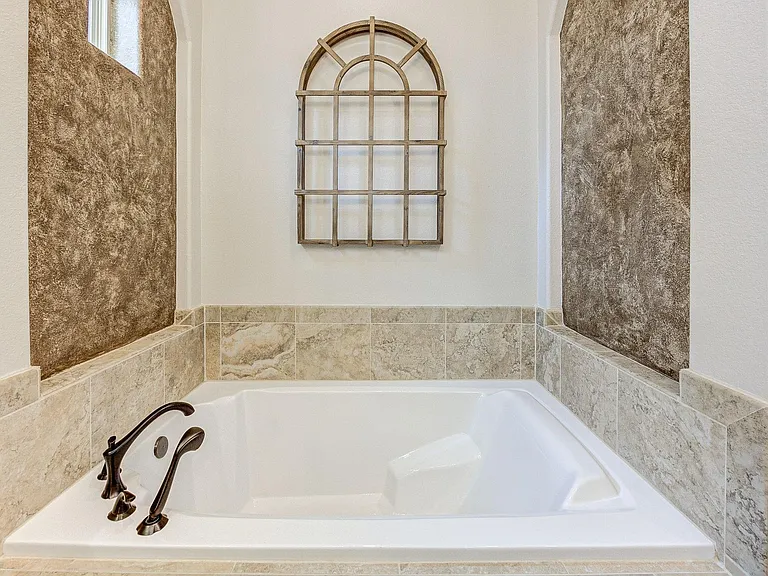27303 Silver Jade Ct — Photo 23