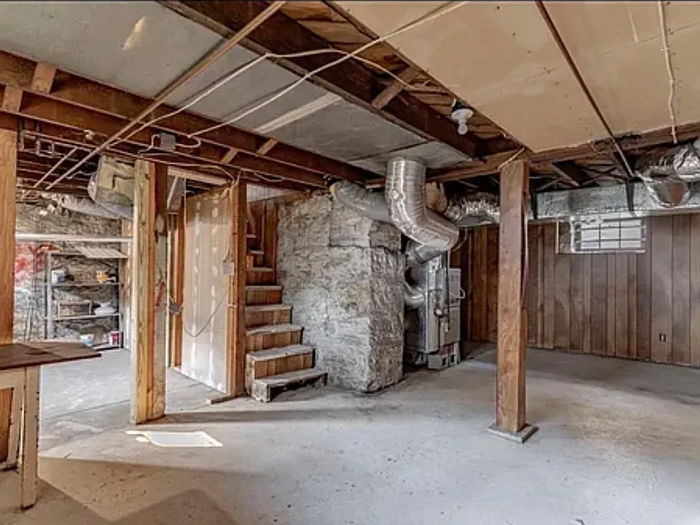 119 Victory Ave — Photo 18