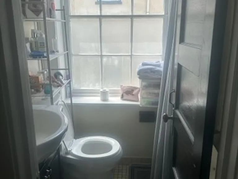 118 E Harris St — Photo 10