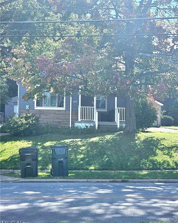 1st image of 600 Munroe Falls Ave