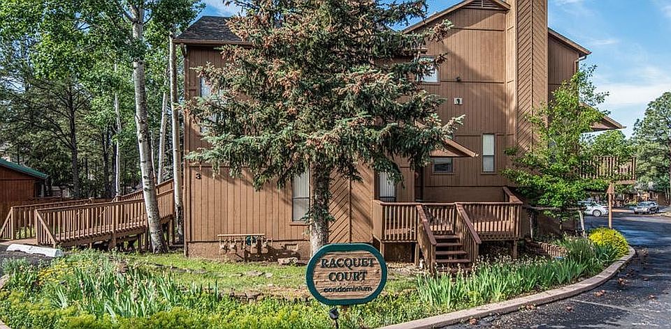 1st image of 205 Racquet Dr