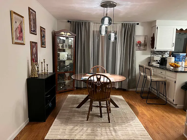 5696 Jennifer Dr W — Photo 5