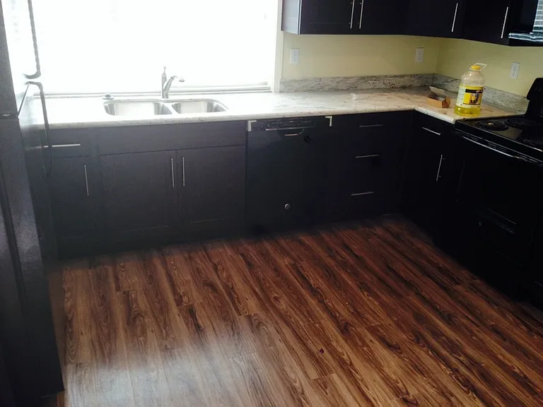 H04619mq -Ref Mari Don Apts — Photo 3