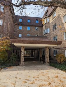 300 S Roselle Rd UNIT 111, Schaumburg, IL, 60193