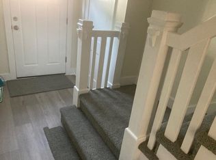 2303 Murray Ave APT 1, Pittsburgh, PA 15217