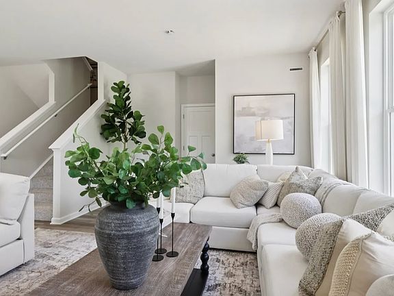 Living Room Pic 2