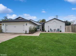 1061 Fairlawn Dr, Rockledge, FL 32955