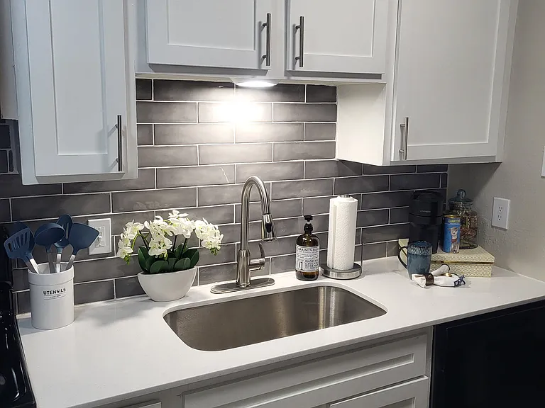 Lavera at Lake Highlands — Photo 16