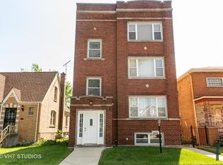 10605 S Prairie Ave #3, Chicago, IL 60628