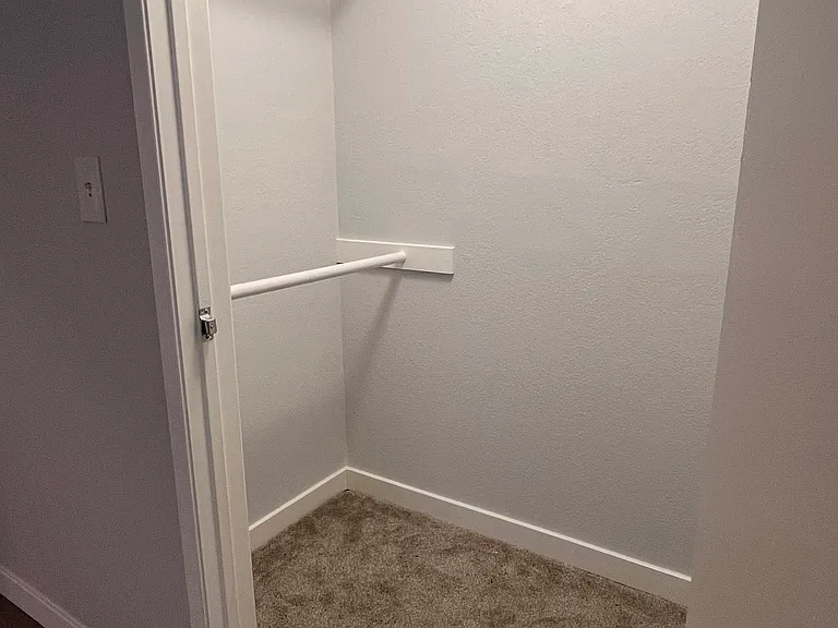 Roscoe Townhomes — Photo 58